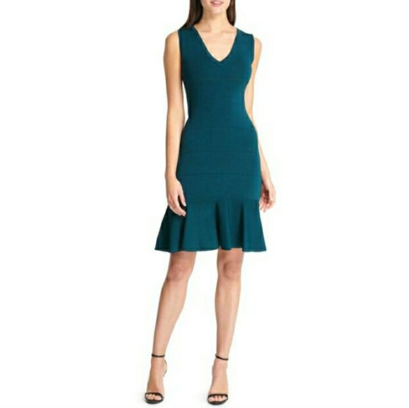 Vince Camuto Dresses & Skirts - Vince camuto dark green sleeveless dress